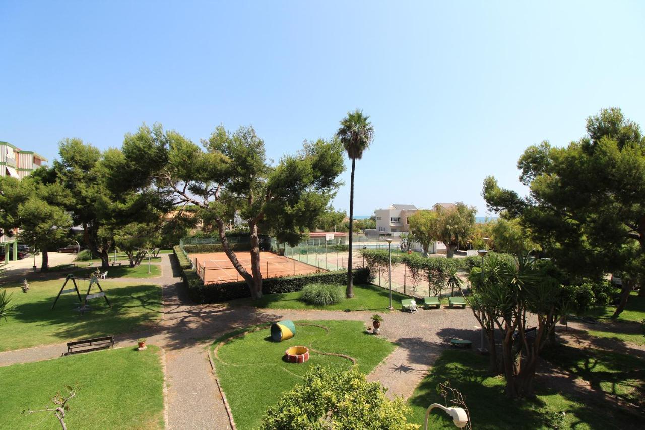 Global Properties, Apartamento Con Terraza Y Piscina A Un Paso De La Playa 카넷드버렝구어 외부 사진