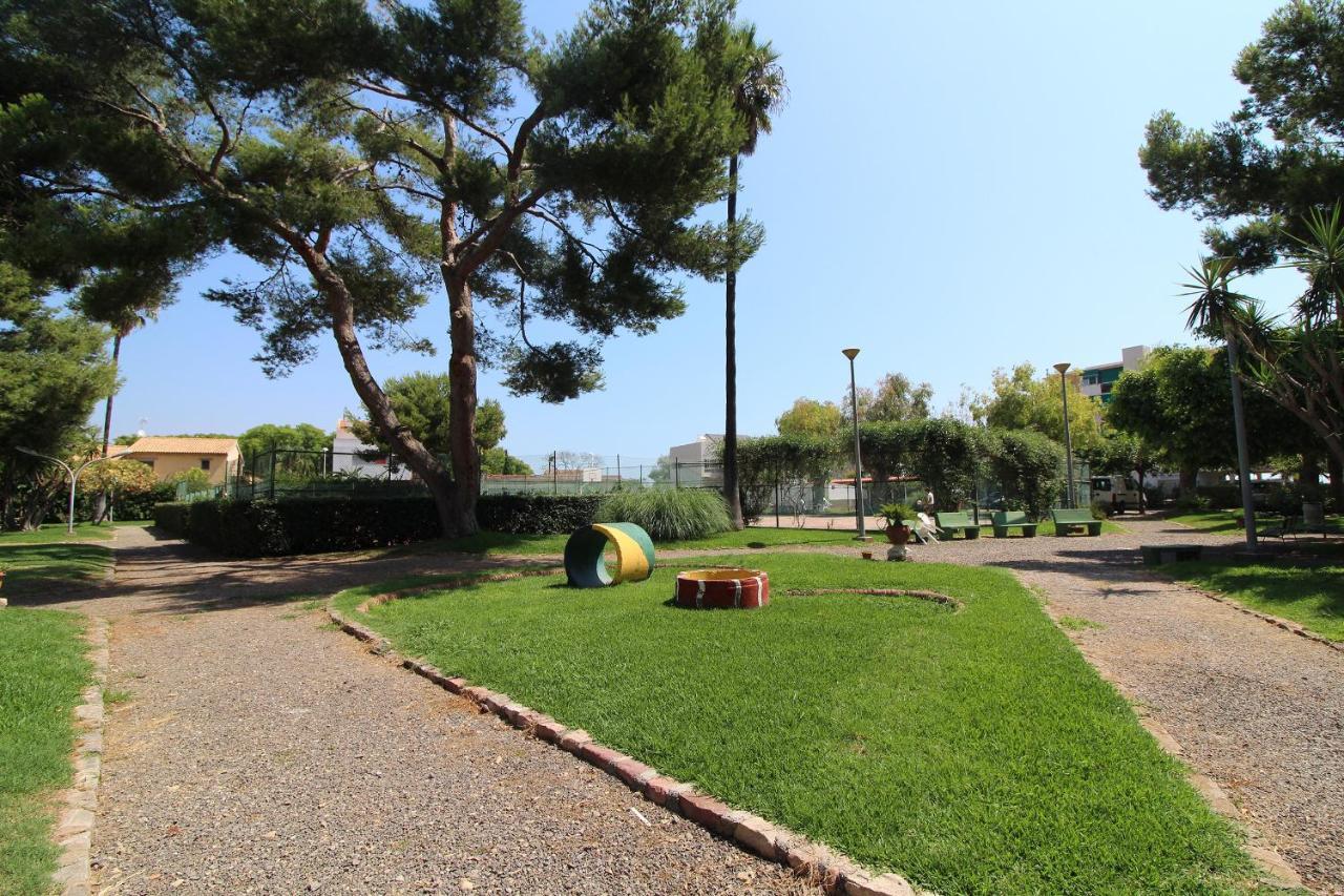 Global Properties, Apartamento Con Terraza Y Piscina A Un Paso De La Playa 카넷드버렝구어 외부 사진