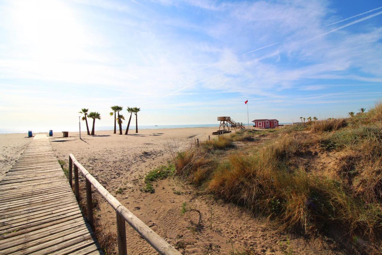 Global Properties, Apartamento Con Terraza Y Piscina A Un Paso De La Playa 카넷드버렝구어 외부 사진