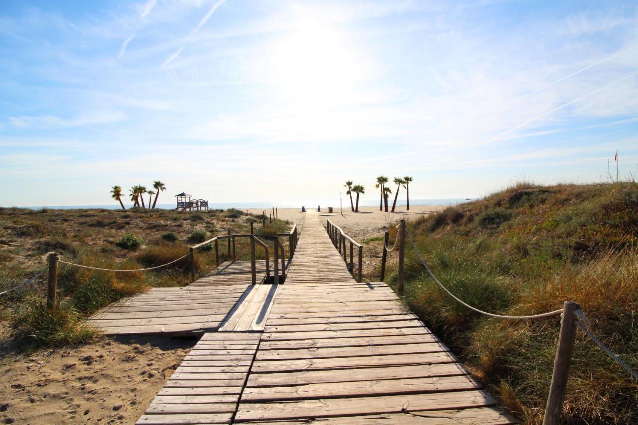 Global Properties, Apartamento Con Terraza Y Piscina A Un Paso De La Playa 카넷드버렝구어 외부 사진