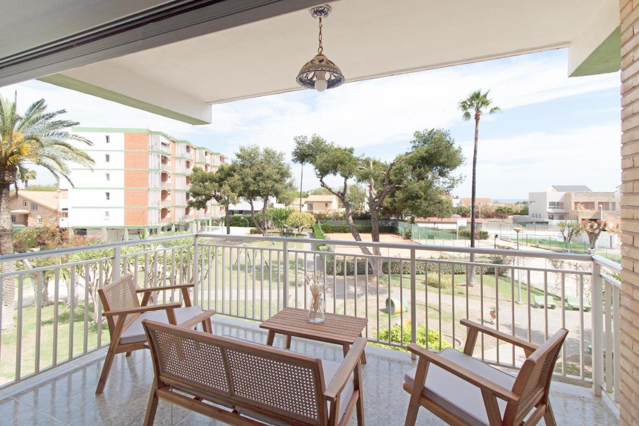 Global Properties, Apartamento Con Terraza Y Piscina A Un Paso De La Playa 카넷드버렝구어 외부 사진