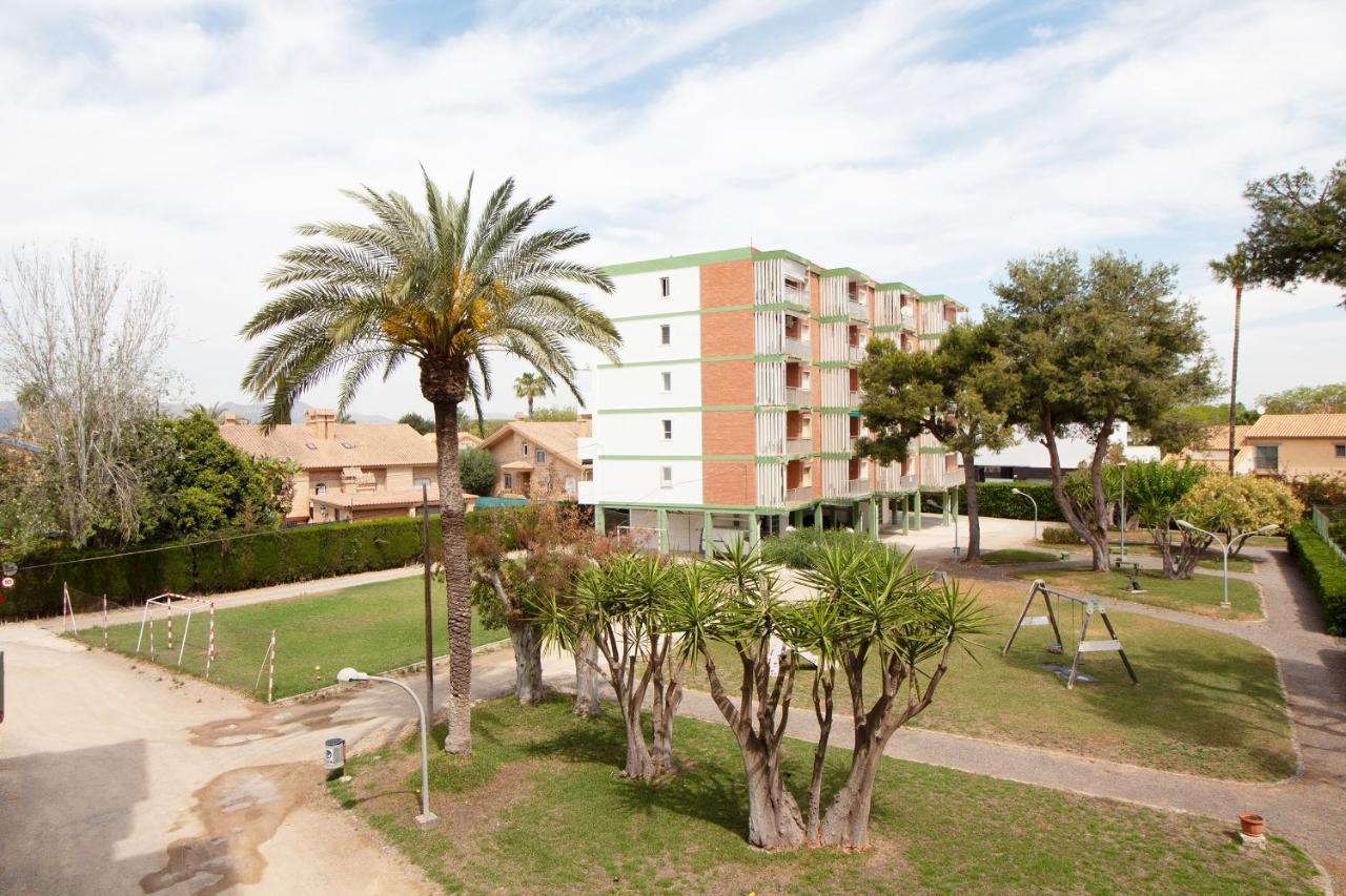 Global Properties, Apartamento Con Terraza Y Piscina A Un Paso De La Playa 카넷드버렝구어 외부 사진
