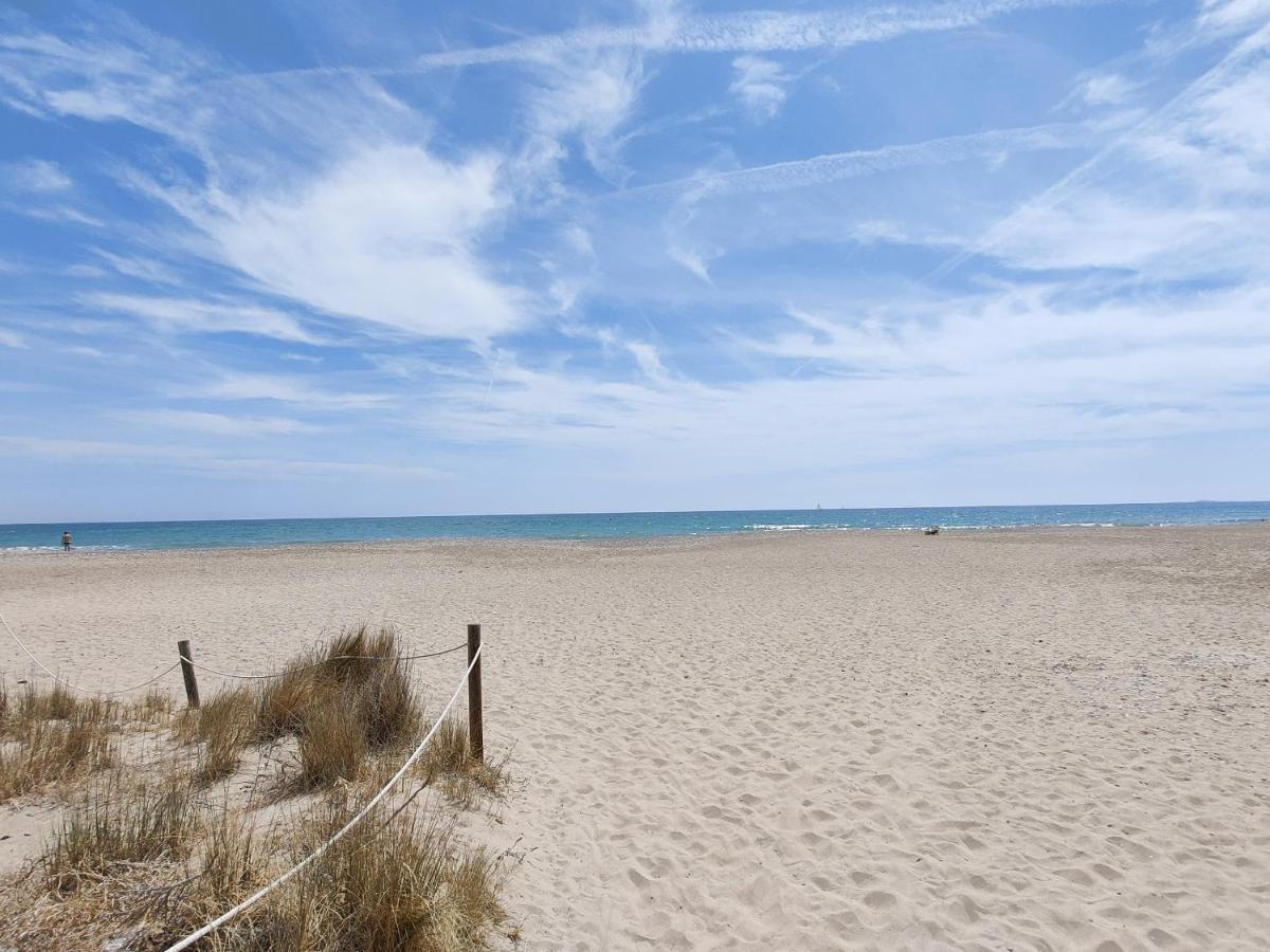 Global Properties, Apartamento Con Terraza Y Piscina A Un Paso De La Playa 카넷드버렝구어 외부 사진