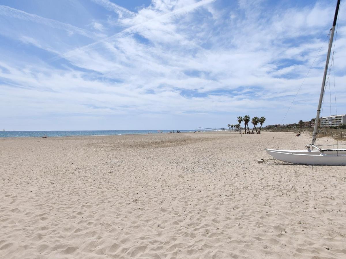 Global Properties, Apartamento Con Terraza Y Piscina A Un Paso De La Playa 카넷드버렝구어 외부 사진