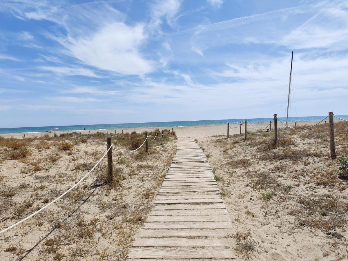 Global Properties, Apartamento Con Terraza Y Piscina A Un Paso De La Playa 카넷드버렝구어 외부 사진